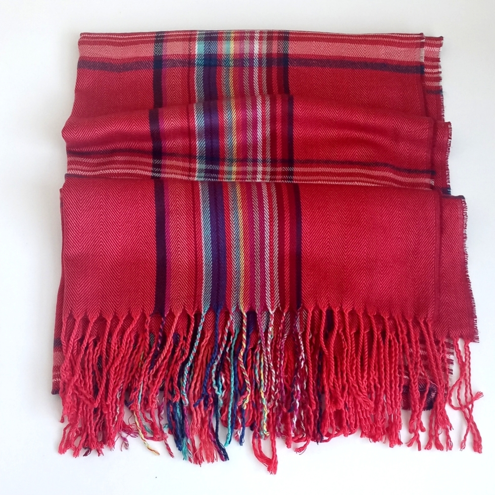 Large Preppy Women’s Scottish Red Plaid Fringed Oversized Scarf (Super Soft) - Picture 4 of 10